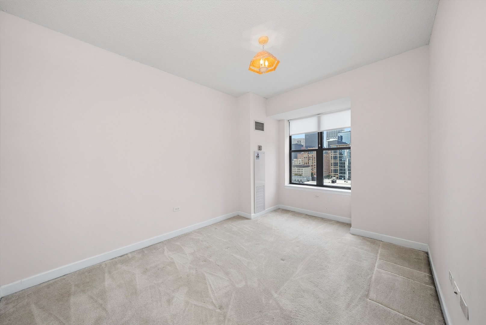 41 E 8th Street #1201, Chicago, IL 60605