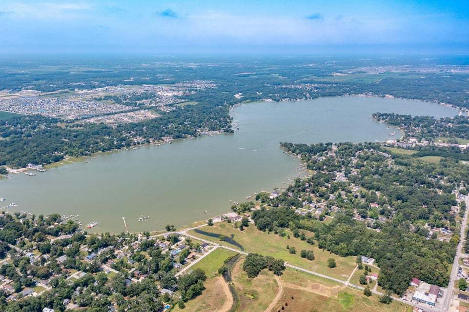 14322 Colfax Street, Cedar Lake, IN 46303