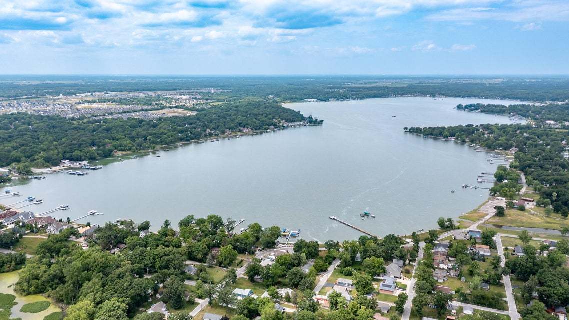 14322 Colfax Street, Cedar Lake, IN 46303