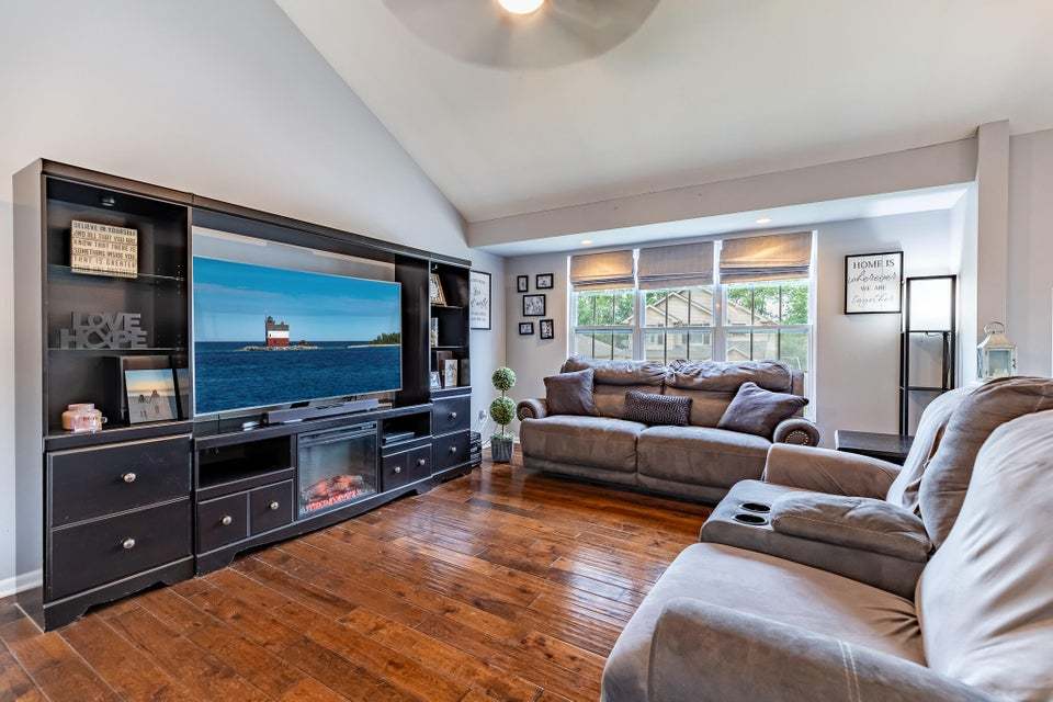 14322 Colfax Street, Cedar Lake, IN 46303