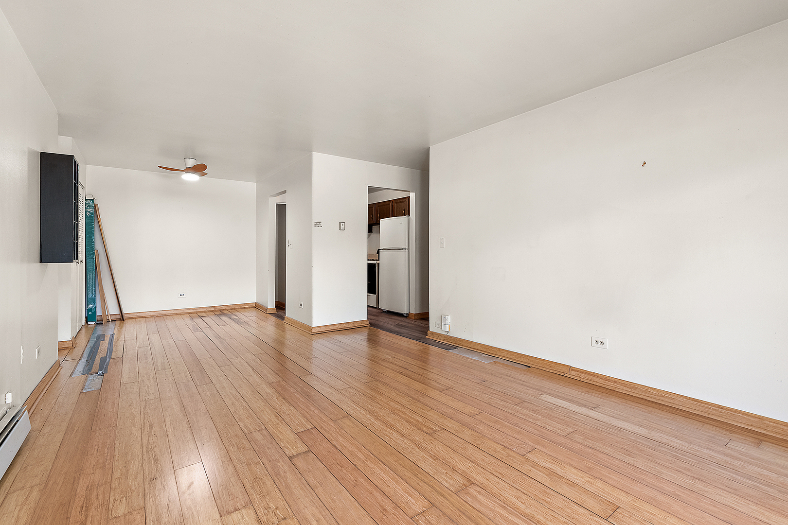 16W540 Lake Drive #9-104, Willowbrook, IL 60527