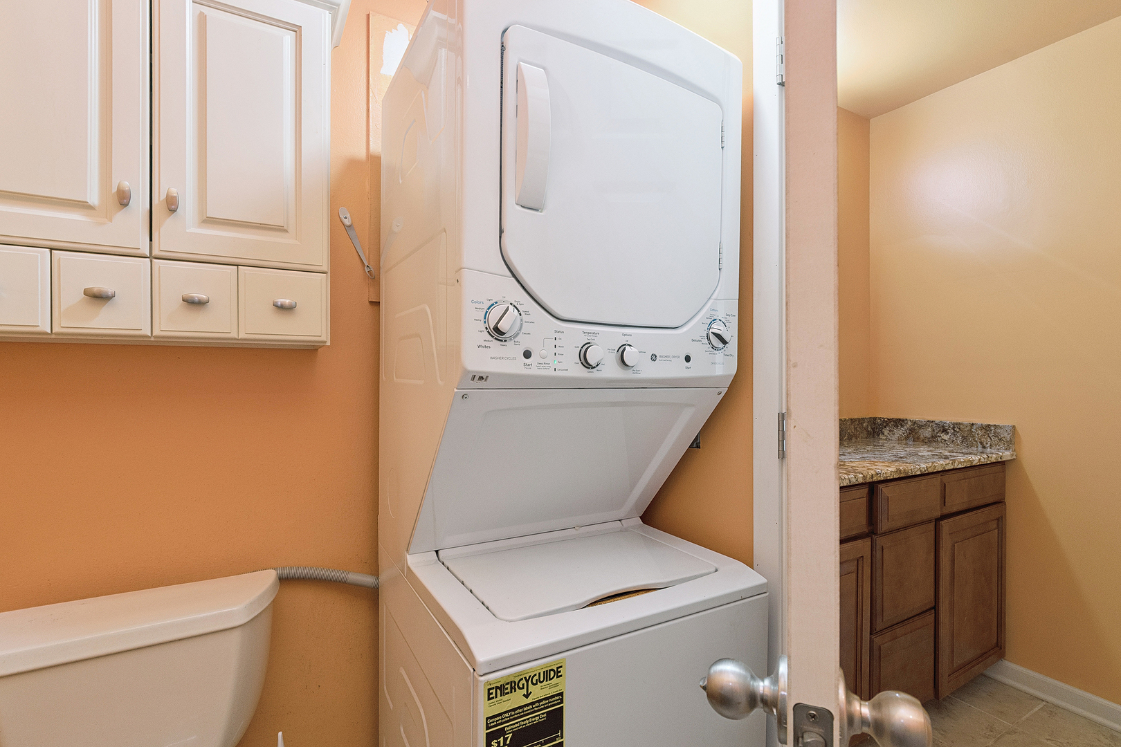 16W540 Lake Drive #9-104, Willowbrook, IL 60527