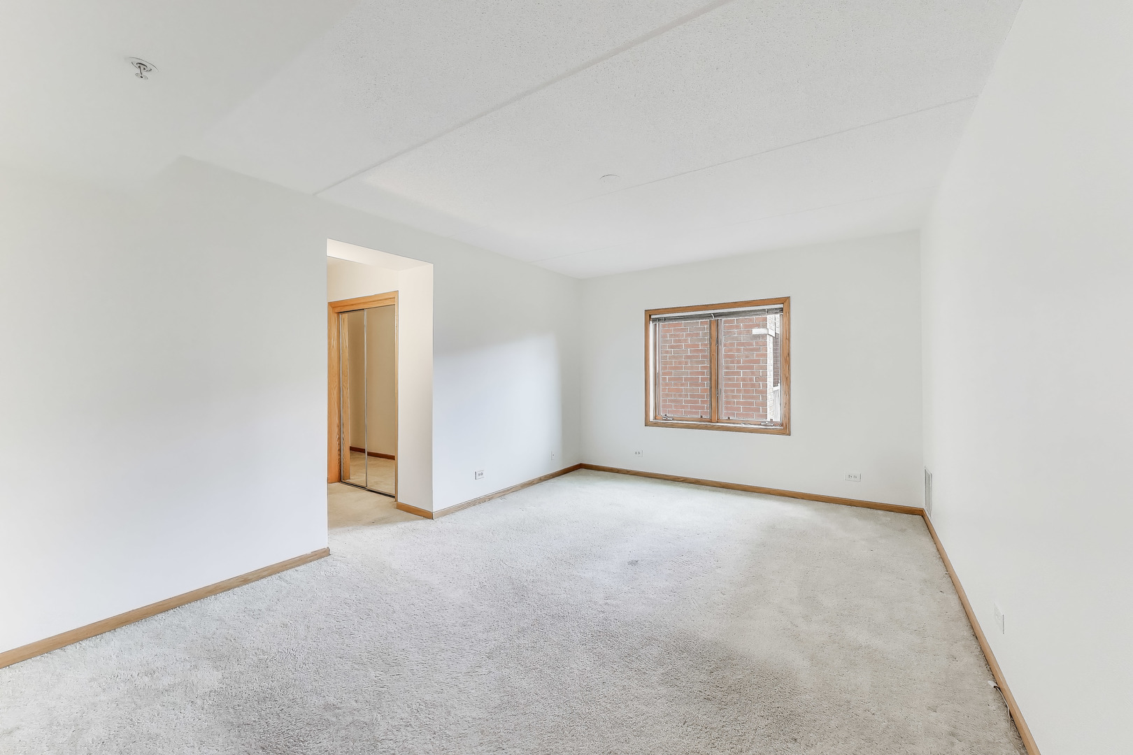 400 S Northwest Highway #312, Park Ridge, IL 60068