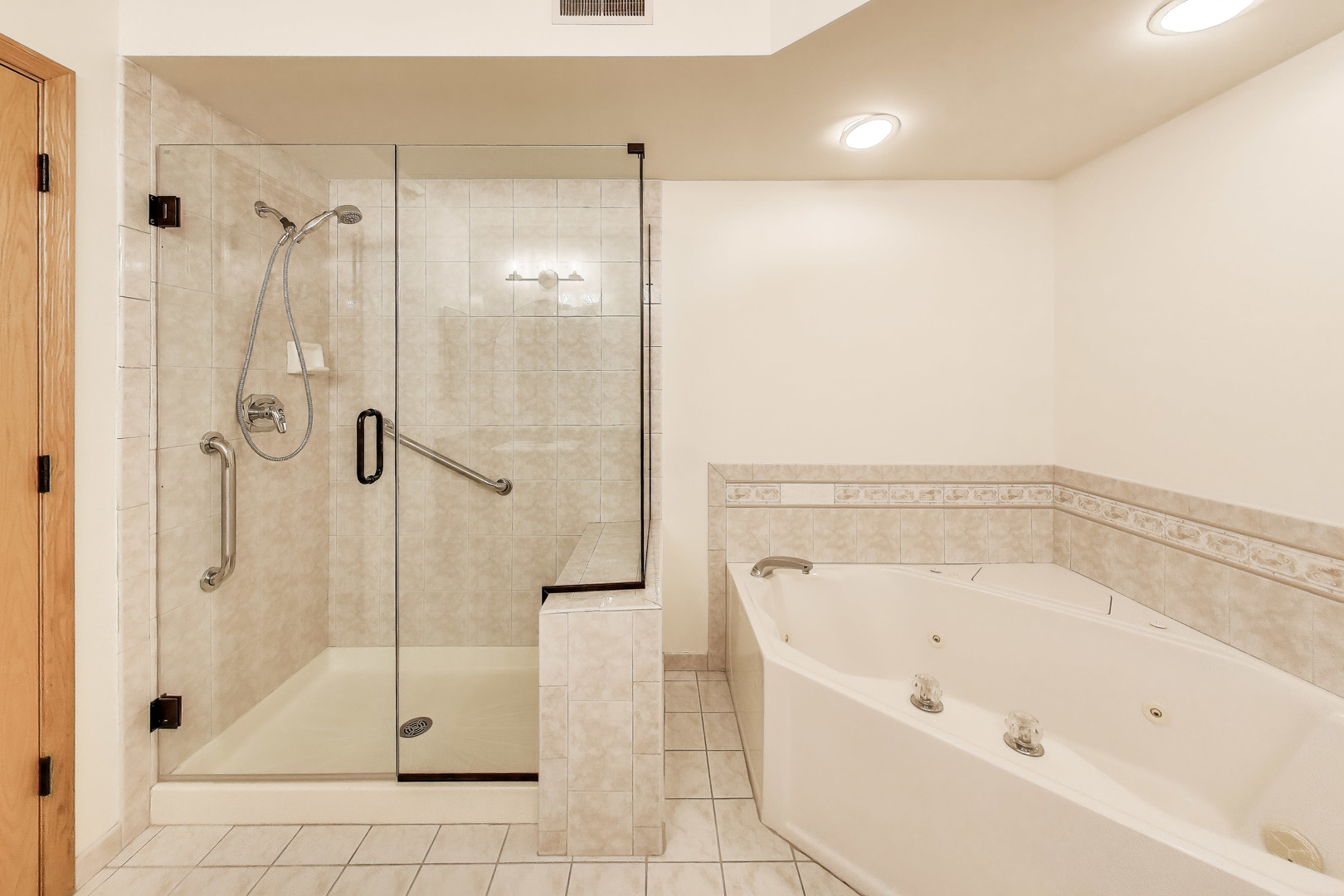 400 S Northwest Highway #312, Park Ridge, IL 60068