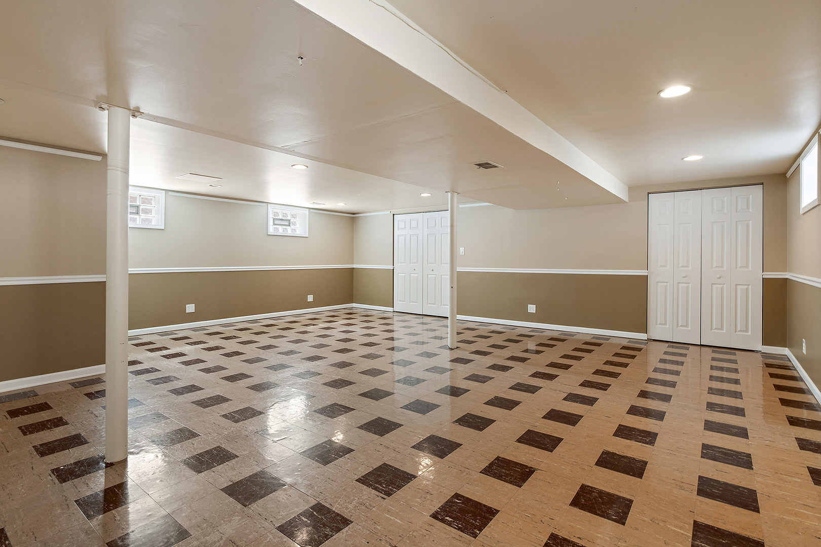 4545 N Osage Avenue, Norridge, IL 60706