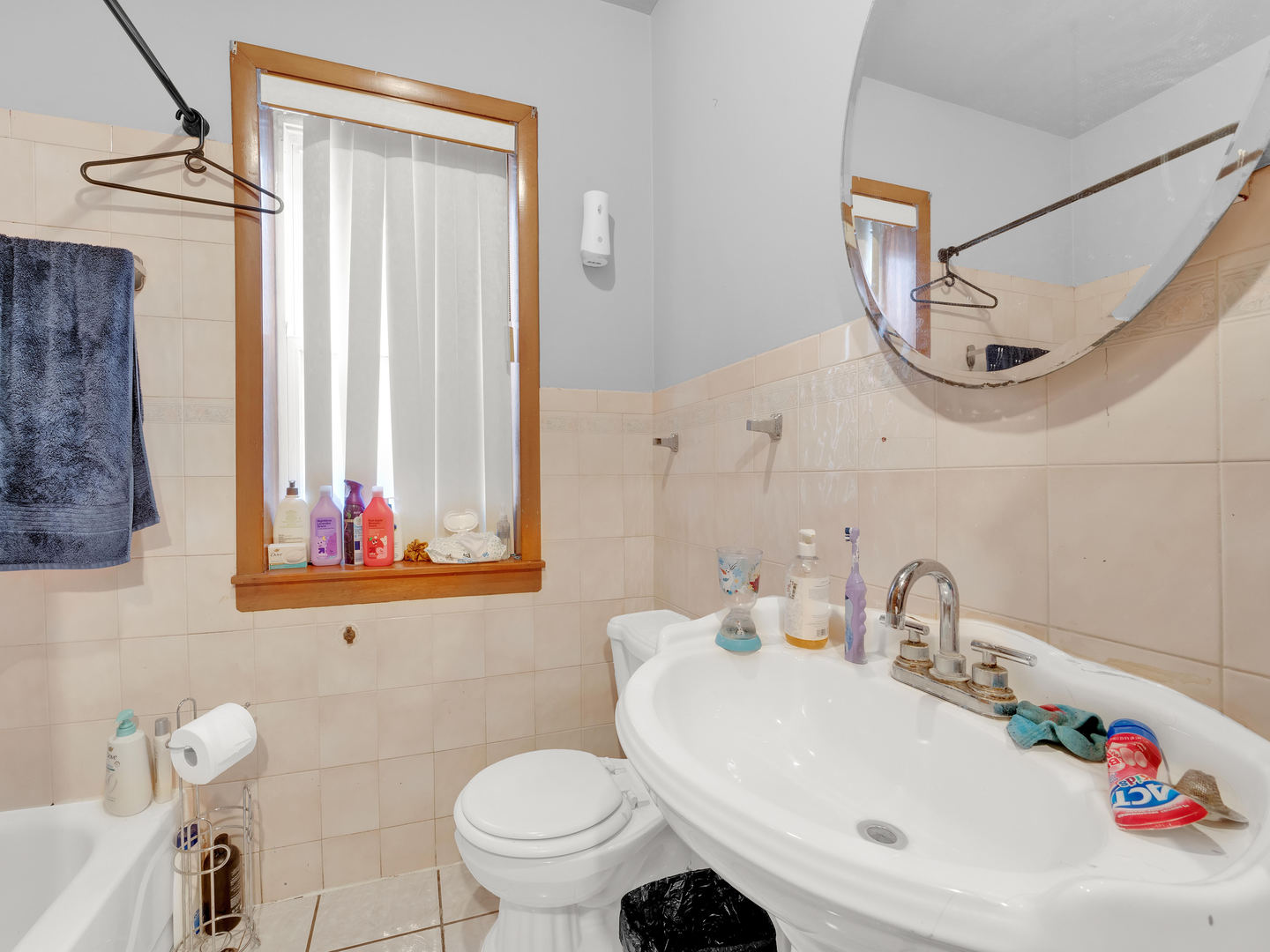 3529 W 63rd Place, Chicago, IL 60629
