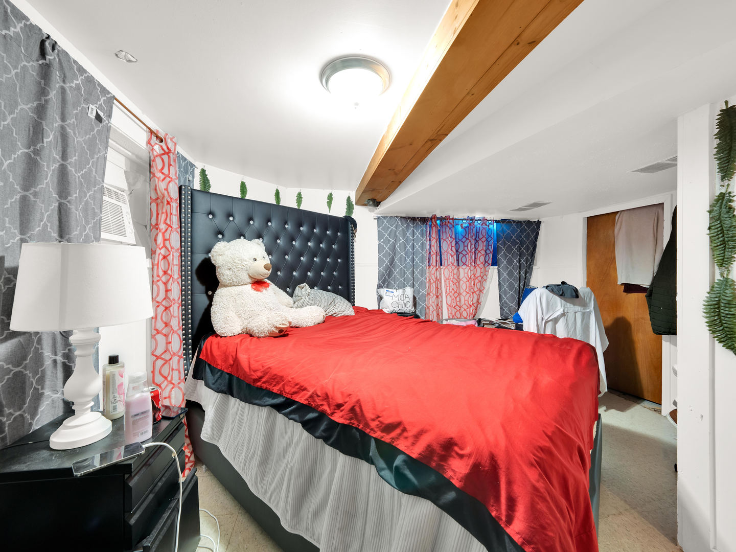 3529 W 63rd Place, Chicago, IL 60629