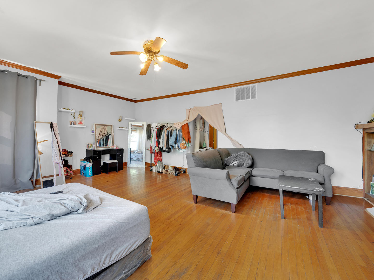 3529 W 63rd Place, Chicago, IL 60629