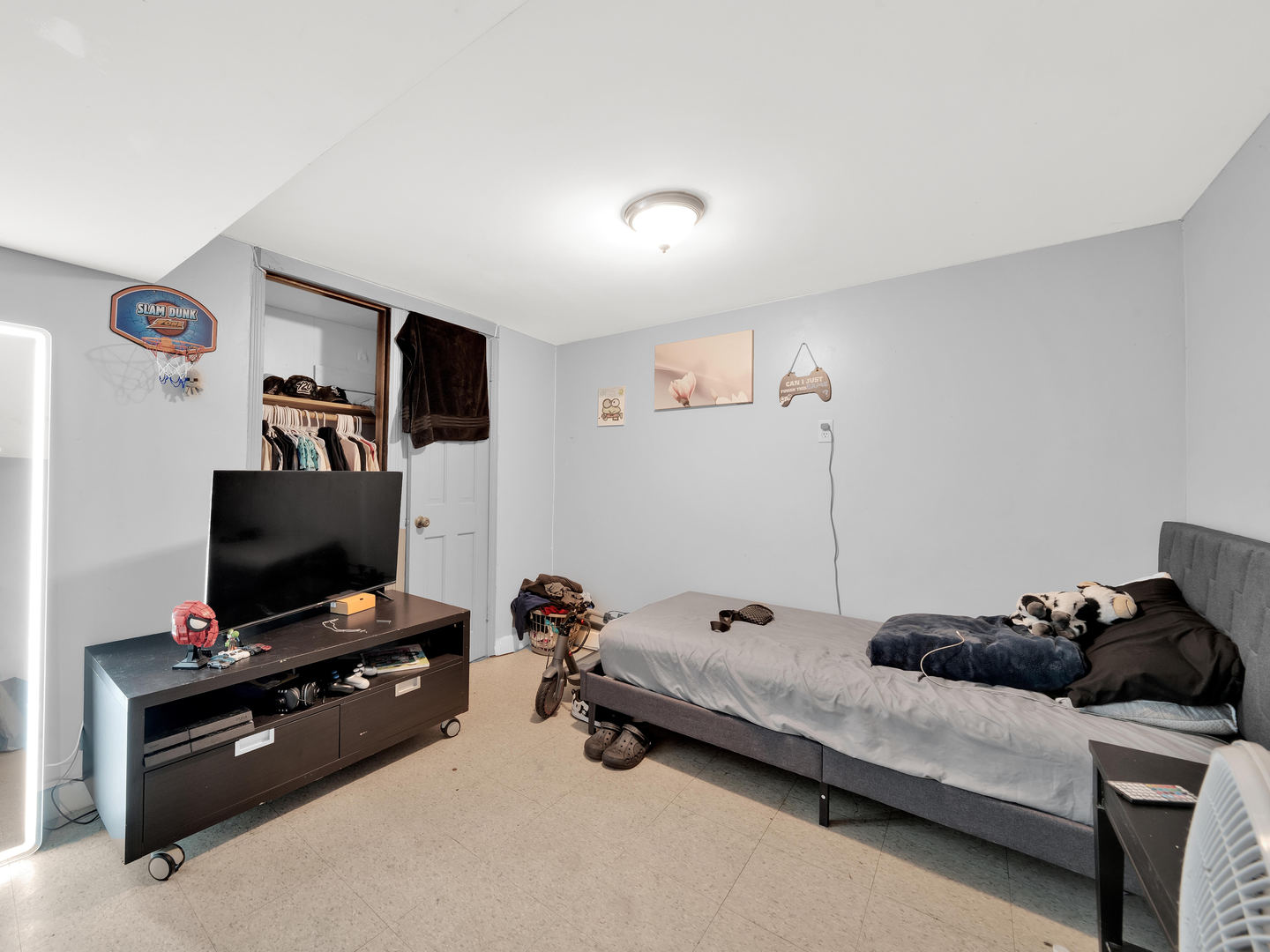 3529 W 63rd Place, Chicago, IL 60629