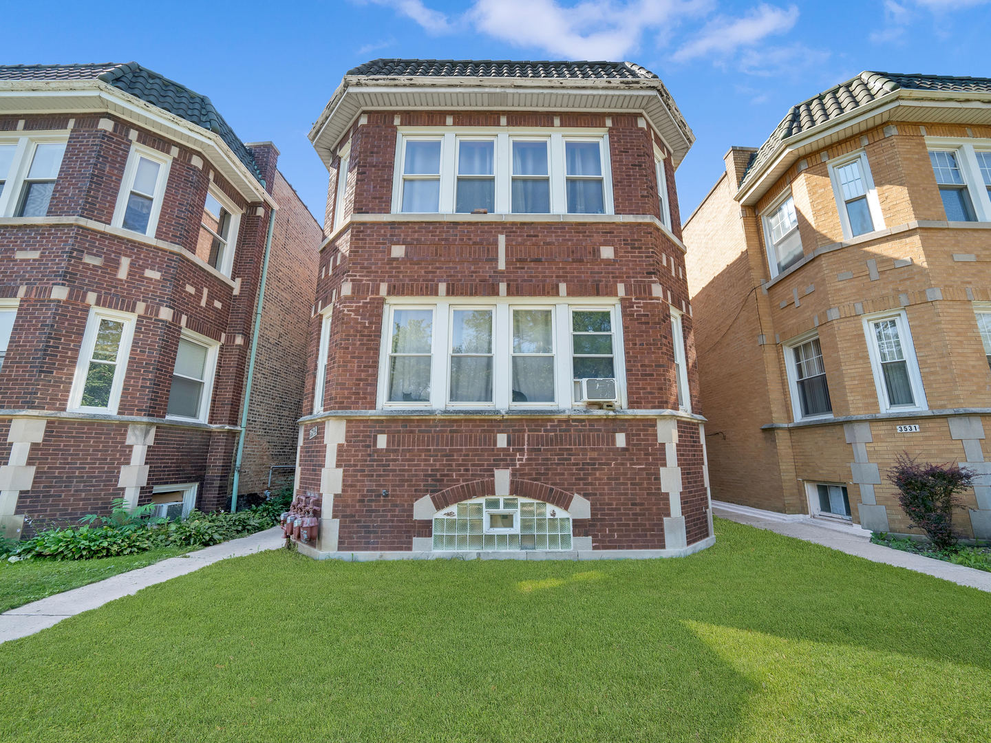 3529 W 63rd Place, Chicago, IL 60629