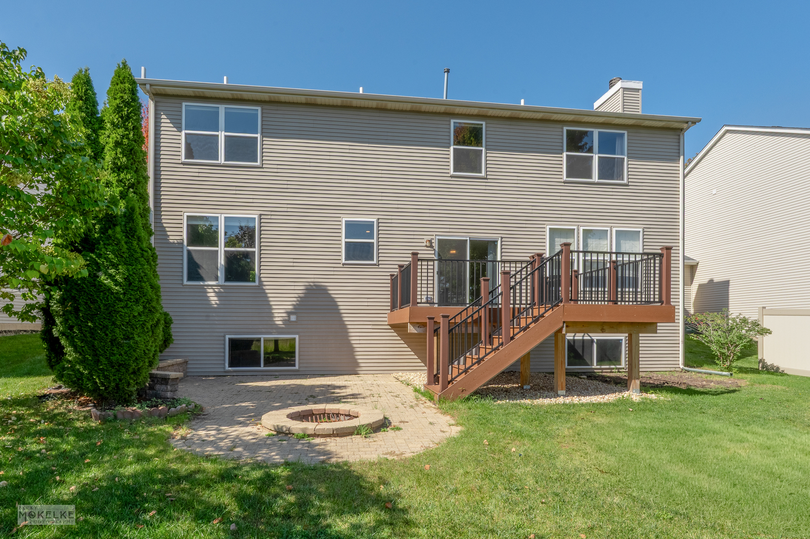 2524 Prairie Crossing Drive, Montgomery, IL 60538