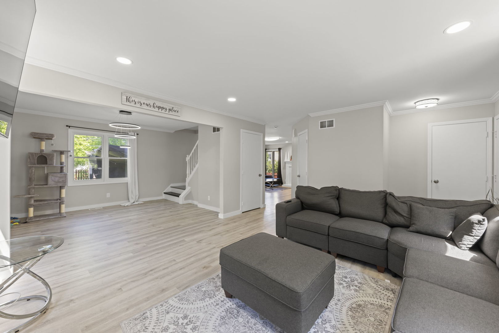 972 Westgate Drive, Aurora, IL 60506