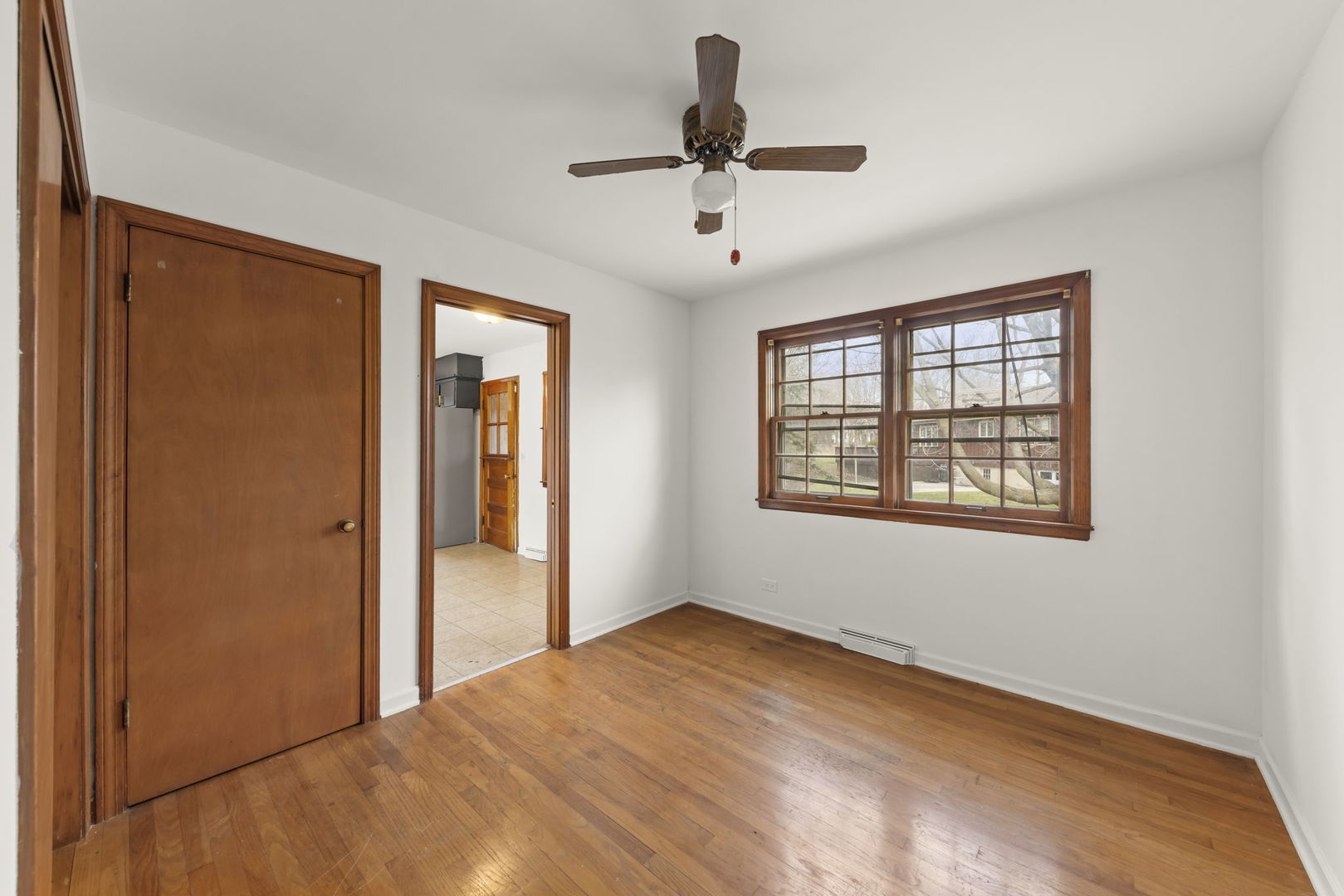 721 W Jefferson Avenue, Naperville, IL 60540