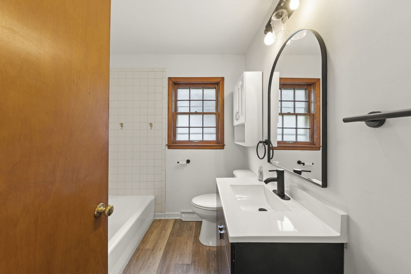 721 W Jefferson Avenue, Naperville, IL 60540