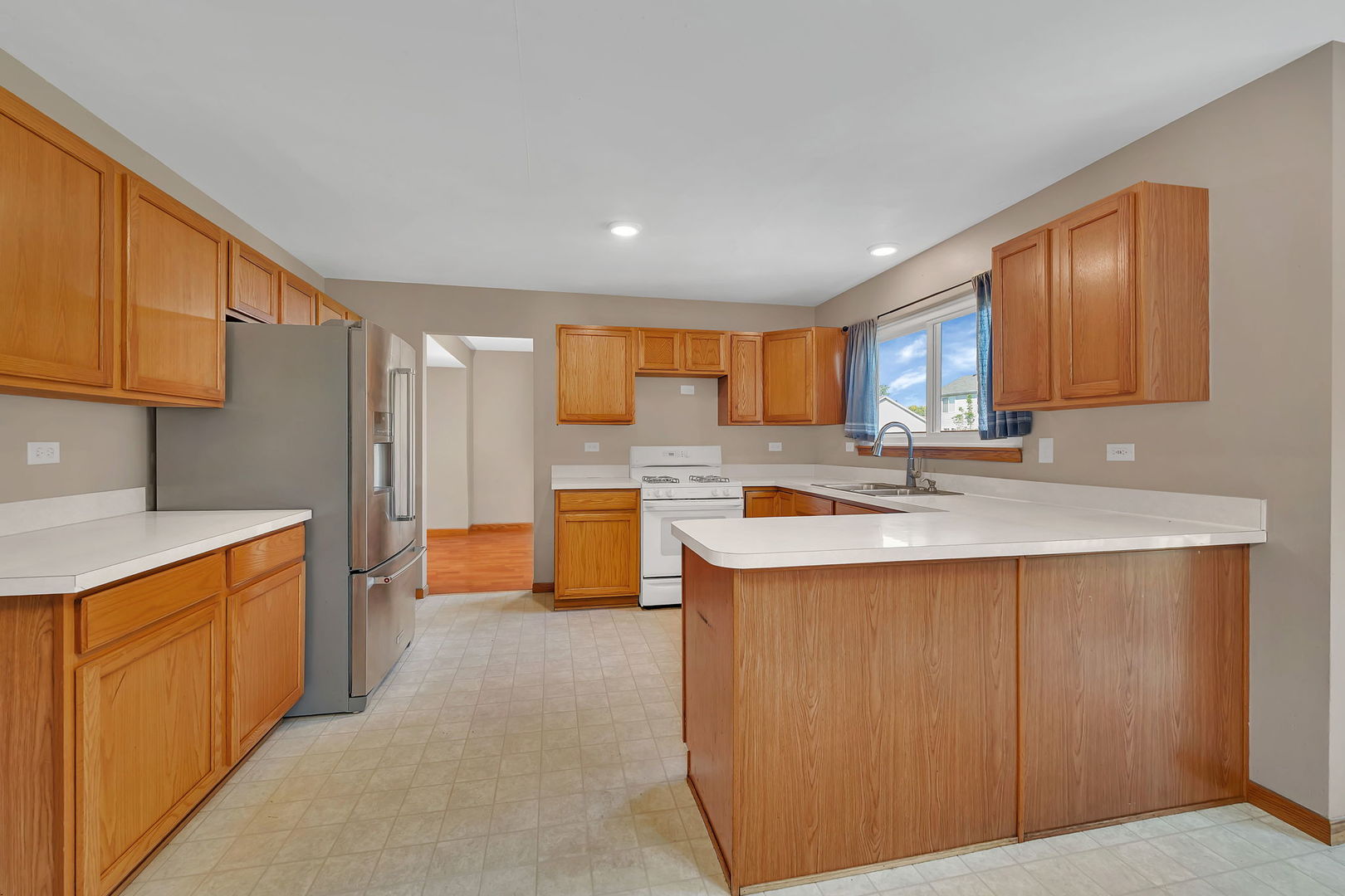 4215 Bluegrass Lane, Plainfield, IL 60586