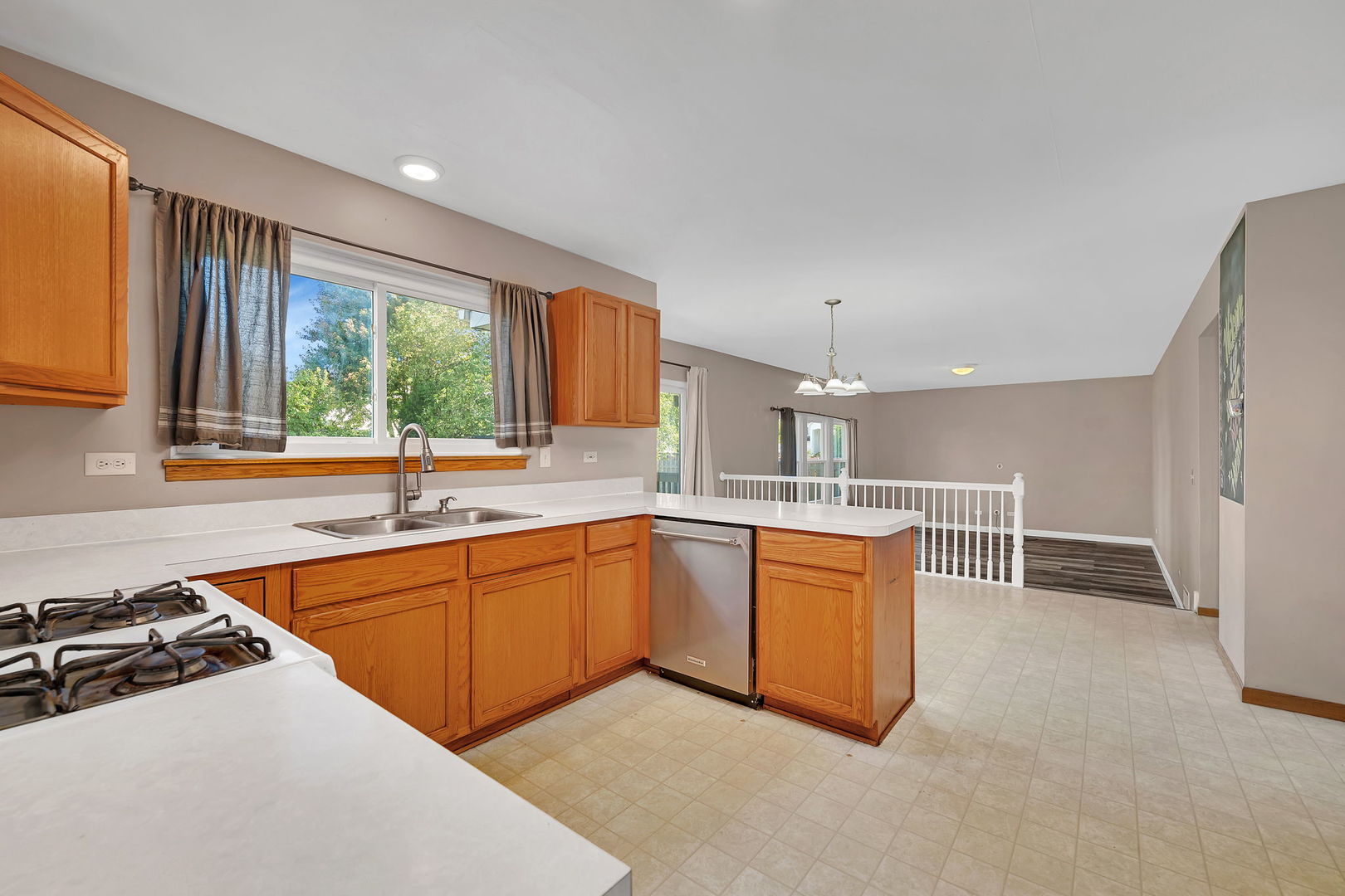 4215 Bluegrass Lane, Plainfield, IL 60586