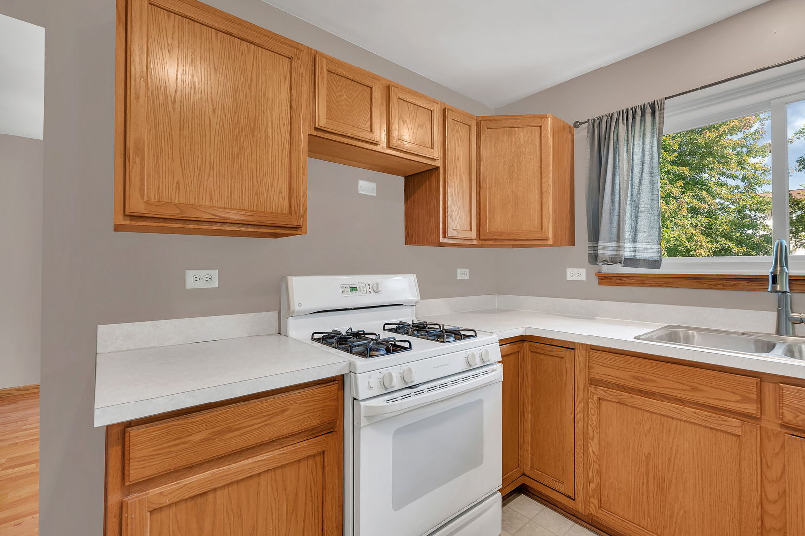 4215 Bluegrass Lane, Plainfield, IL 60586