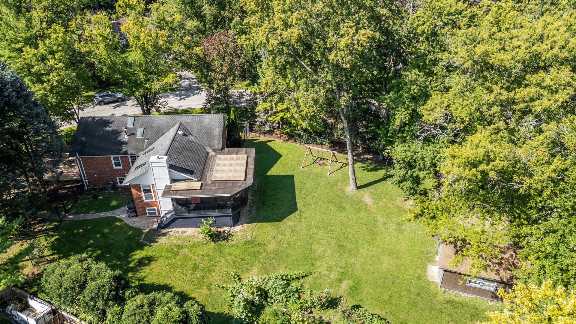 25W252 Lacey Avenue, Naperville, IL 60563