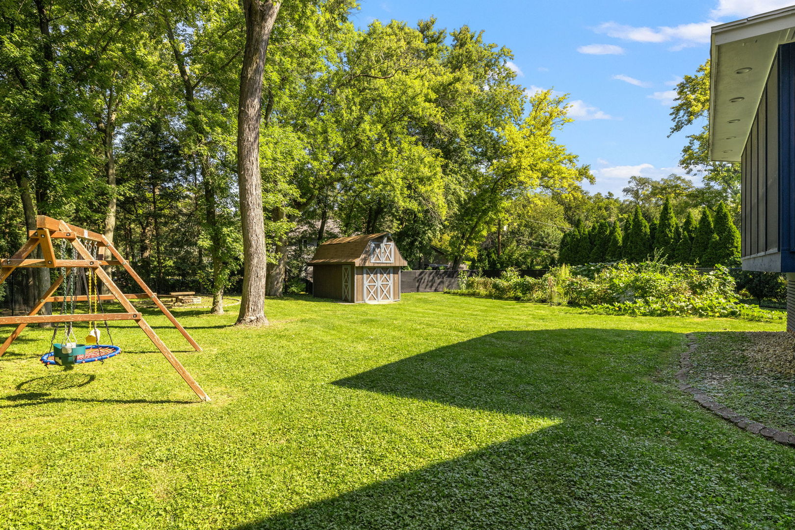 25W252 Lacey Avenue, Naperville, IL 60563