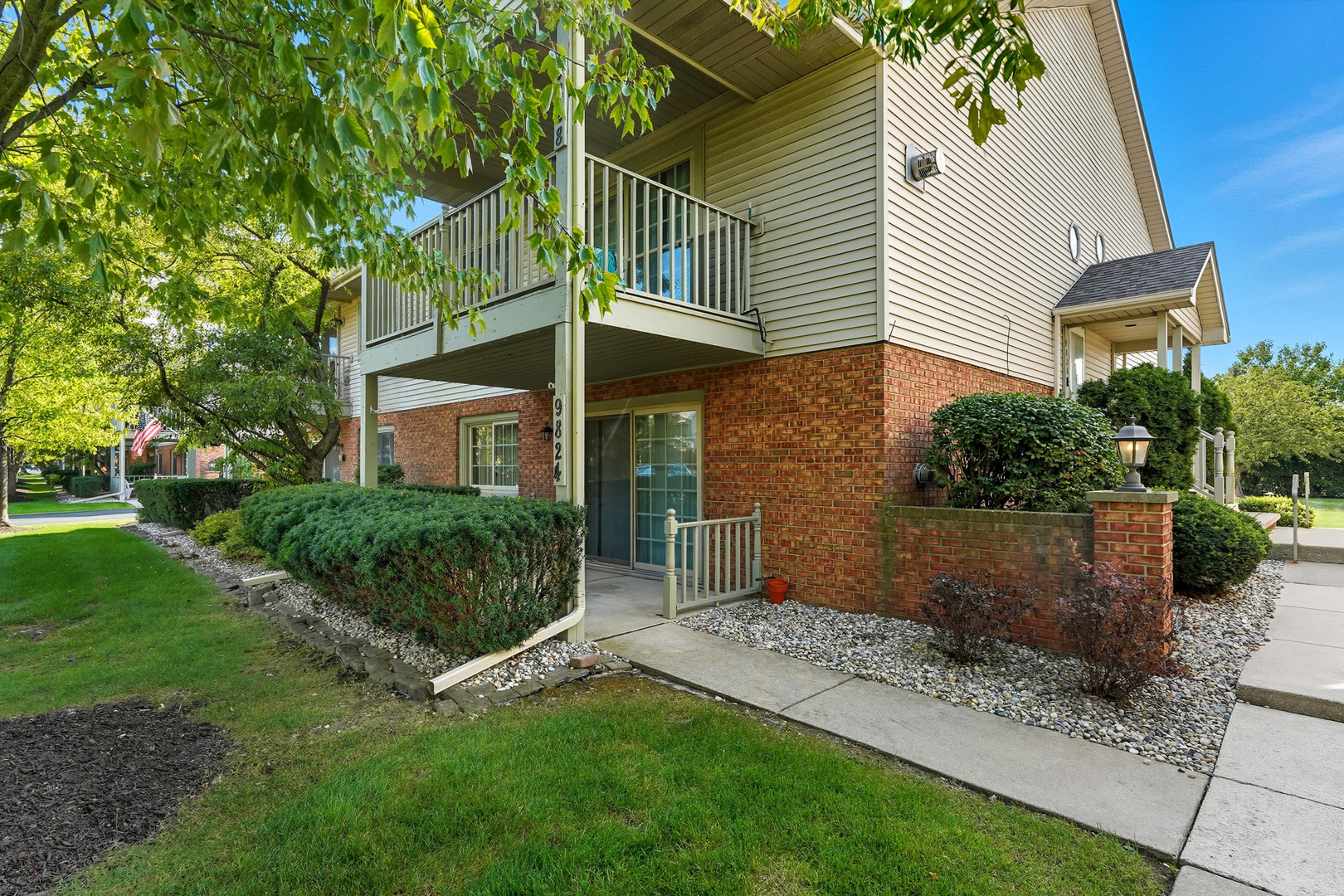 9824 Parkway Drive #0, Highland, IN 46322