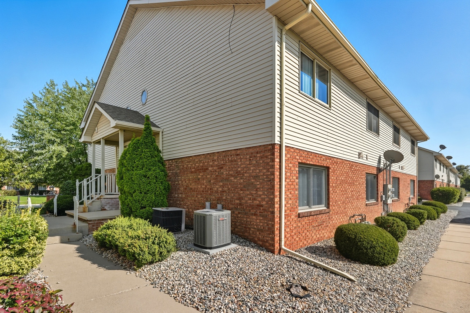 9824 Parkway Drive #0, Highland, IN 46322
