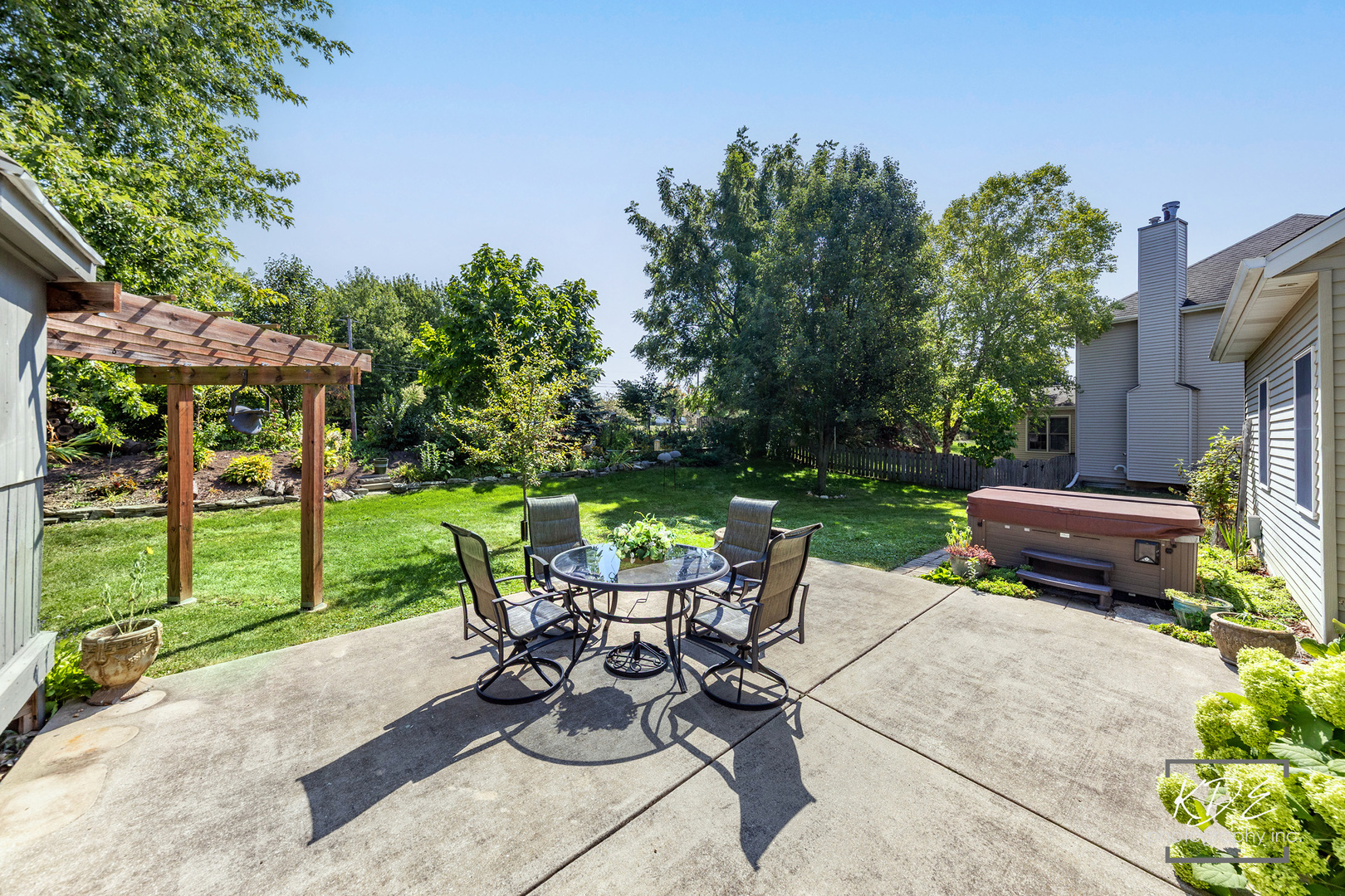 1716 South Court, Batavia, IL 60510