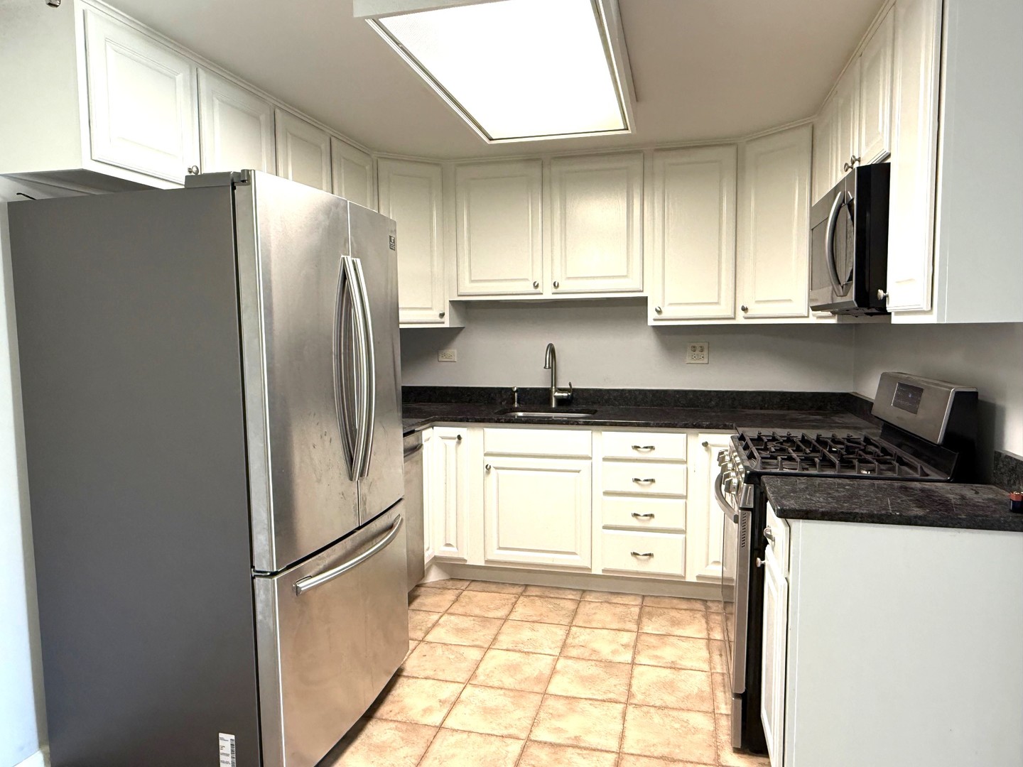 931 Shattuck Lane #931, Schaumburg, IL 60194