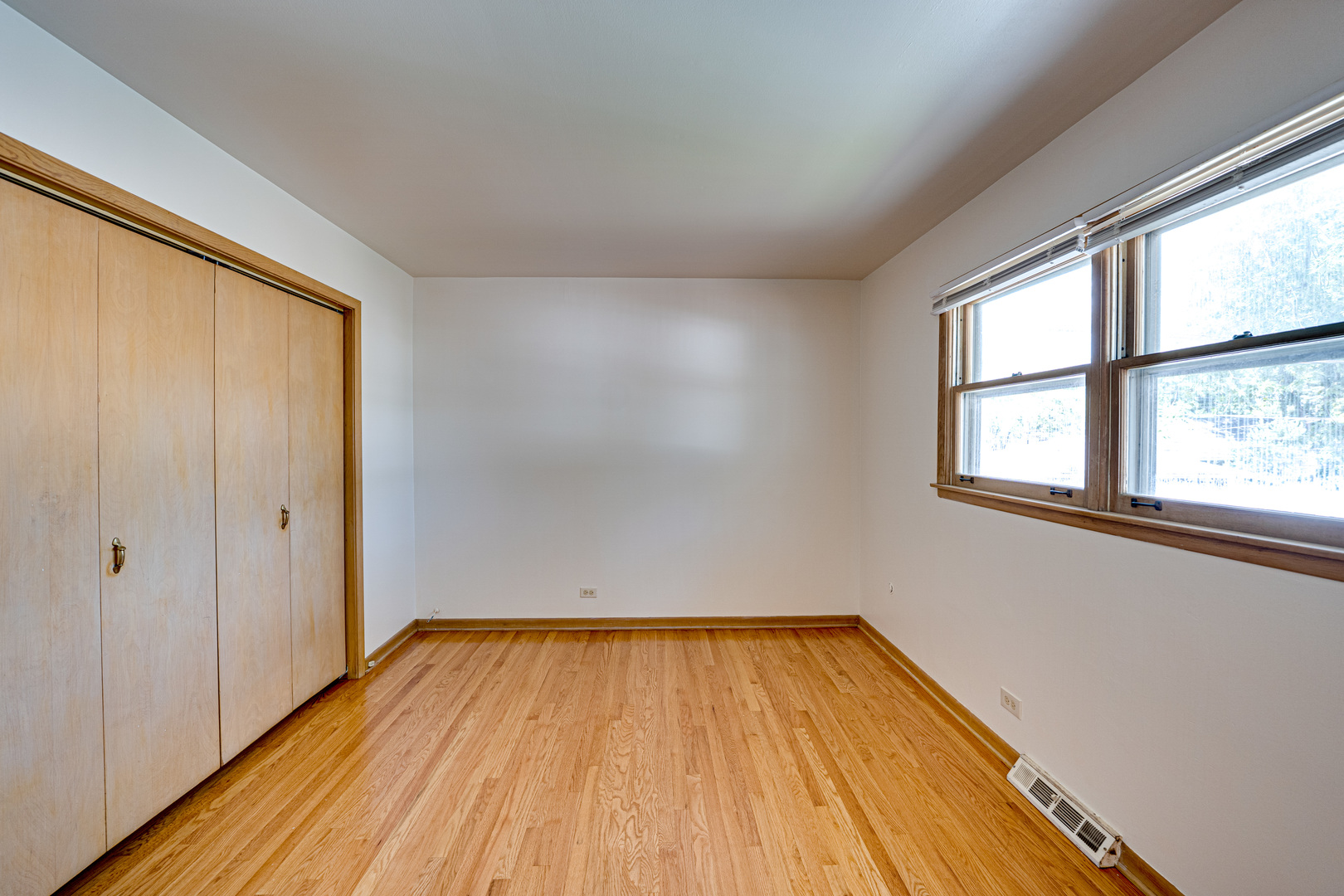 1015 Wilson Avenue, Wheaton, IL 60189
