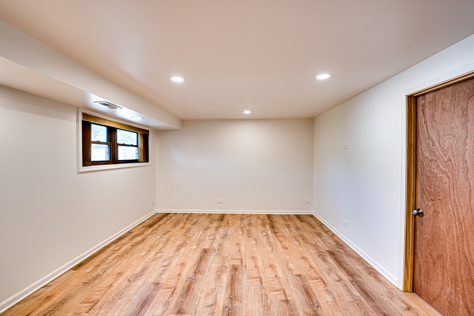 1015 Wilson Avenue, Wheaton, IL 60189