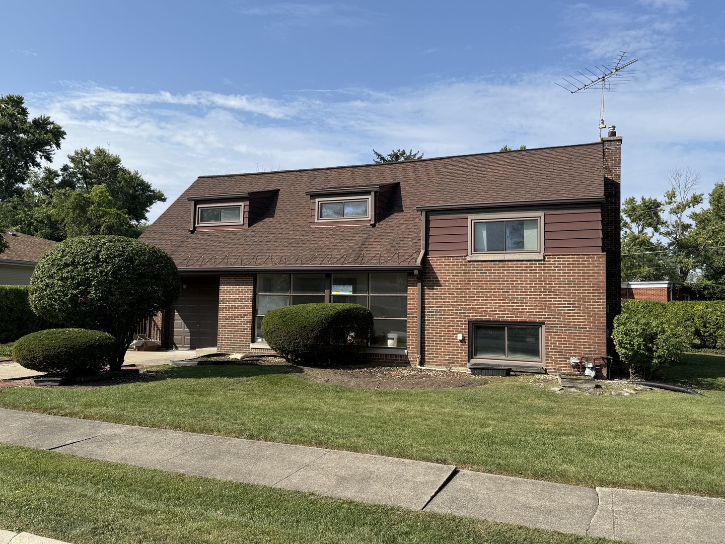 18458 Stedhall Road, Homewood, IL 60430