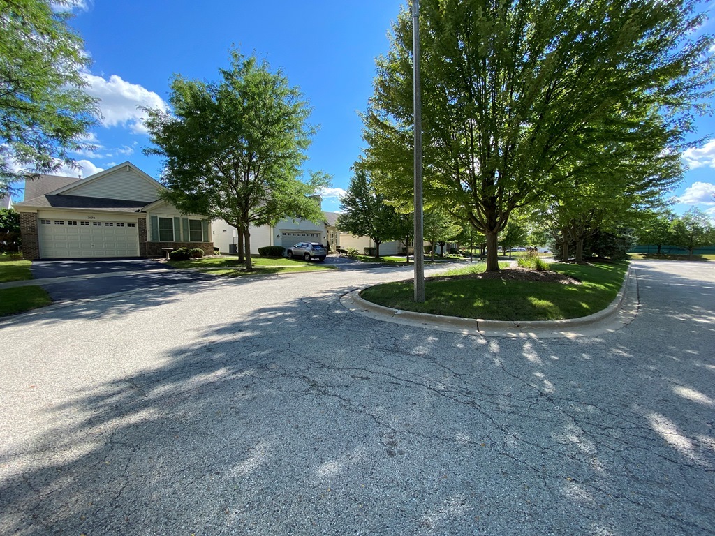 2175 Oleander Court, Aurora, IL 60502