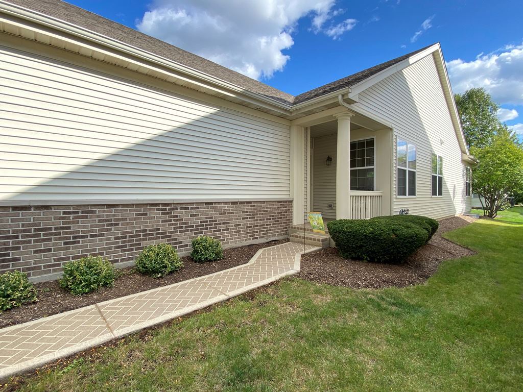 2175 Oleander Court, Aurora, IL 60502