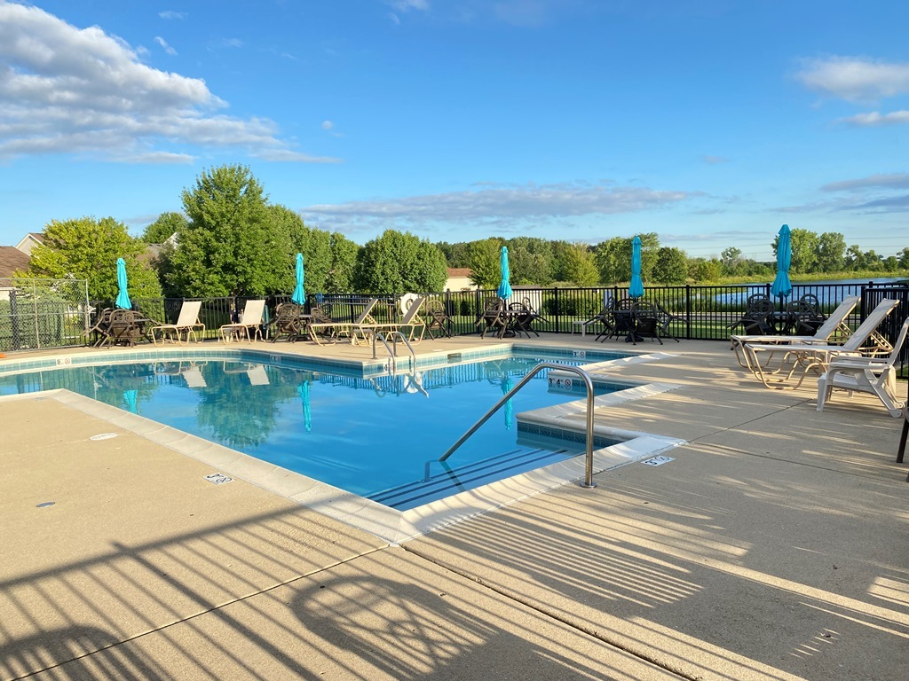 2175 Oleander Court, Aurora, IL 60502