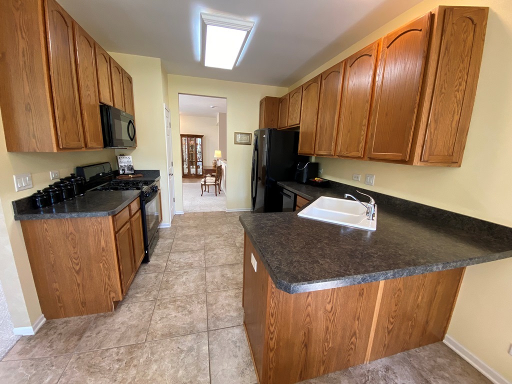 2175 Oleander Court, Aurora, IL 60502