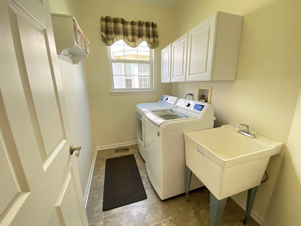 2175 Oleander Court, Aurora, IL 60502