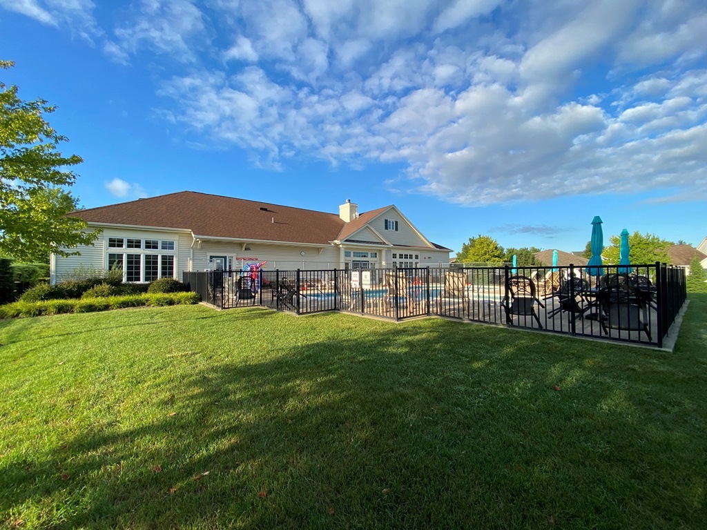 2175 Oleander Court, Aurora, IL 60502