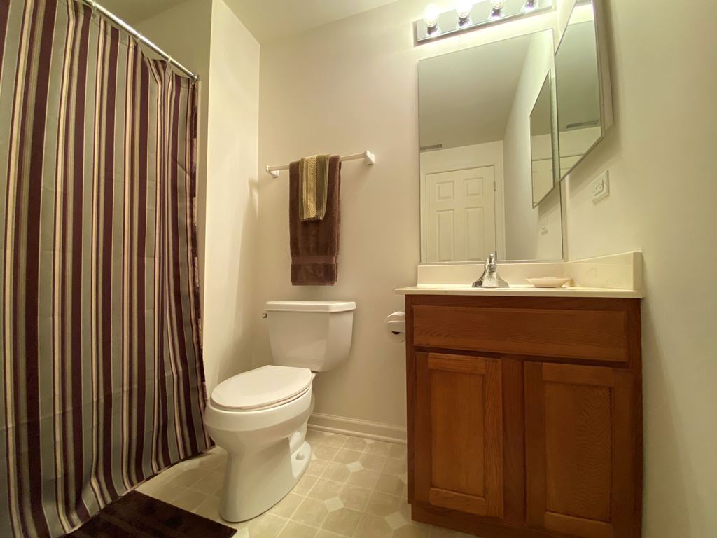 2175 Oleander Court, Aurora, IL 60502