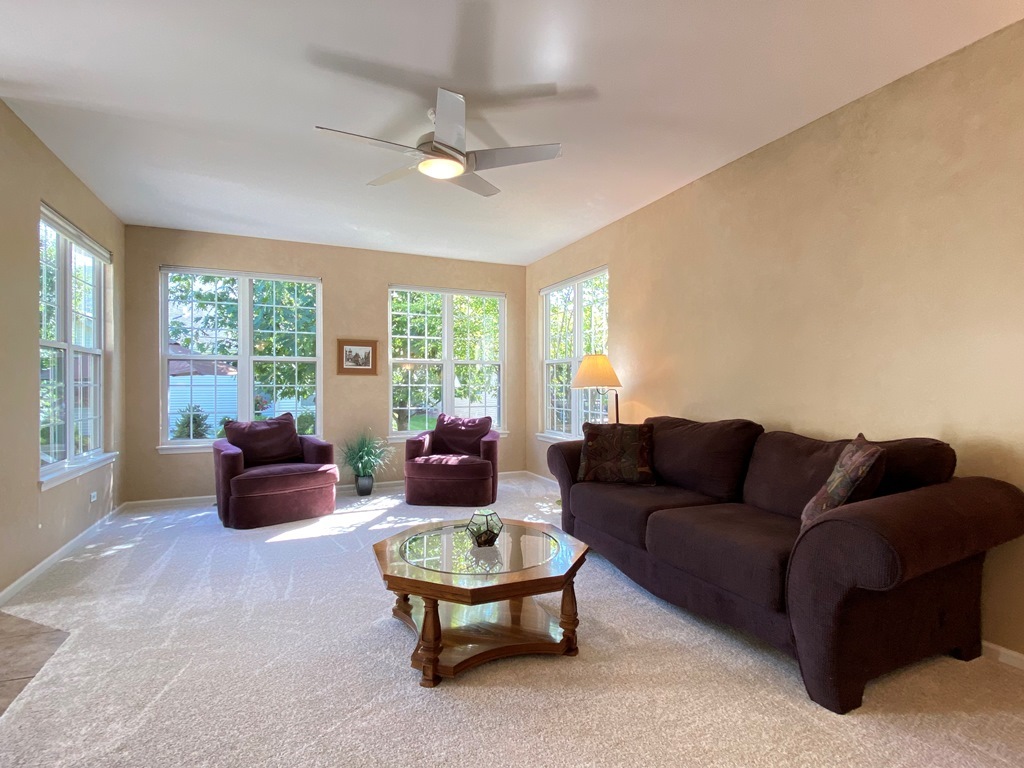 2175 Oleander Court, Aurora, IL 60502