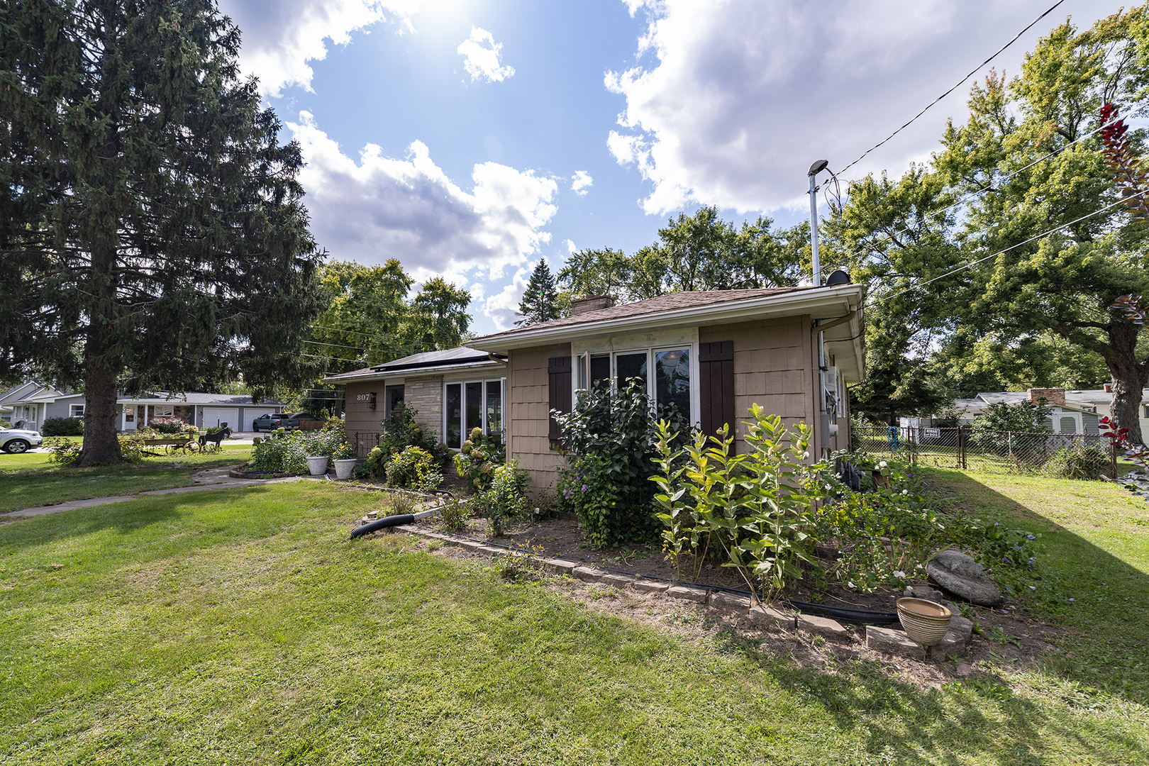 807 State Street, Yorkville, IL 60560