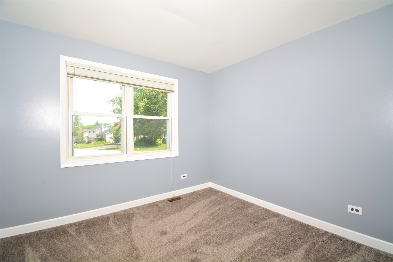 1126 Honeywood Drive, Westmont, IL 60559