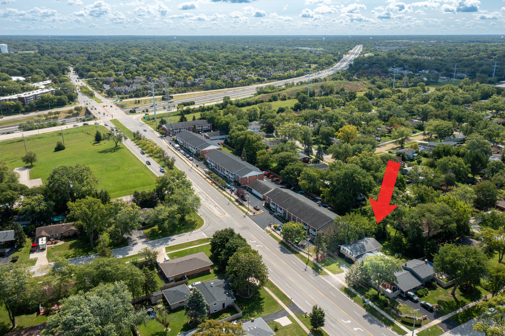 573 Maple Avenue, Lisle, IL 60532