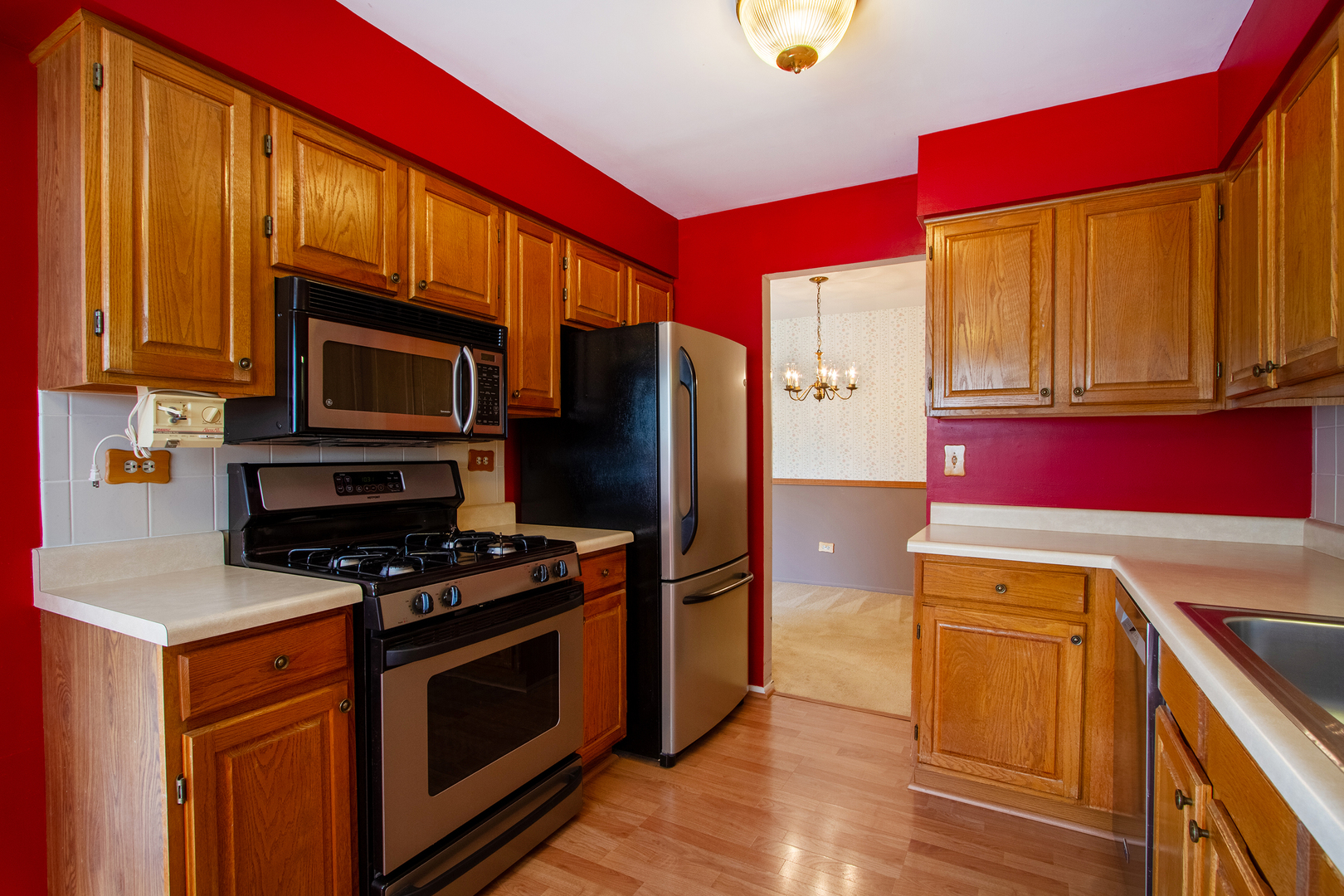 1405 Creekside Court #B, Elgin, IL 60123