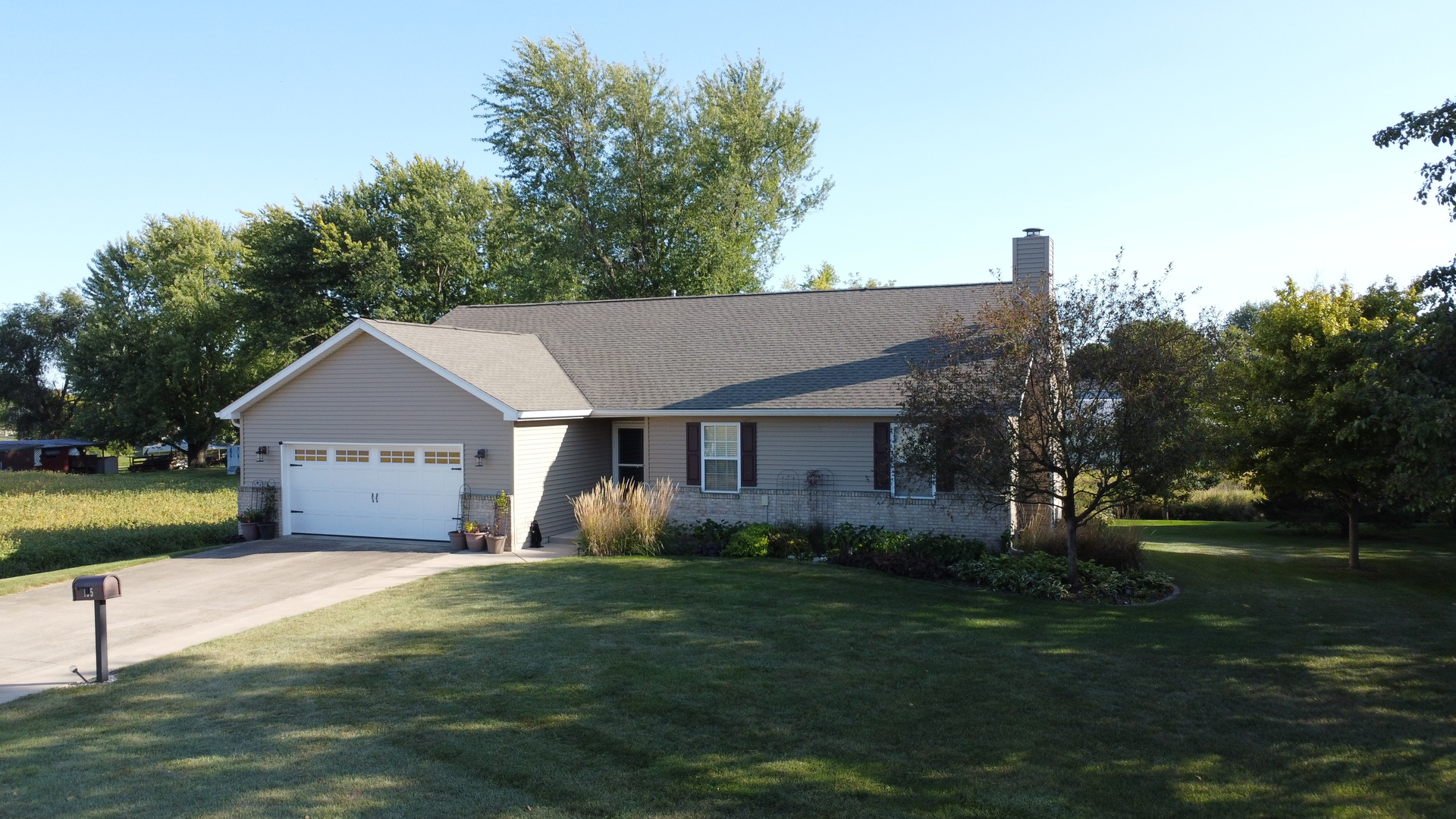 105 Placid Drive, Roanoke, IL 61561