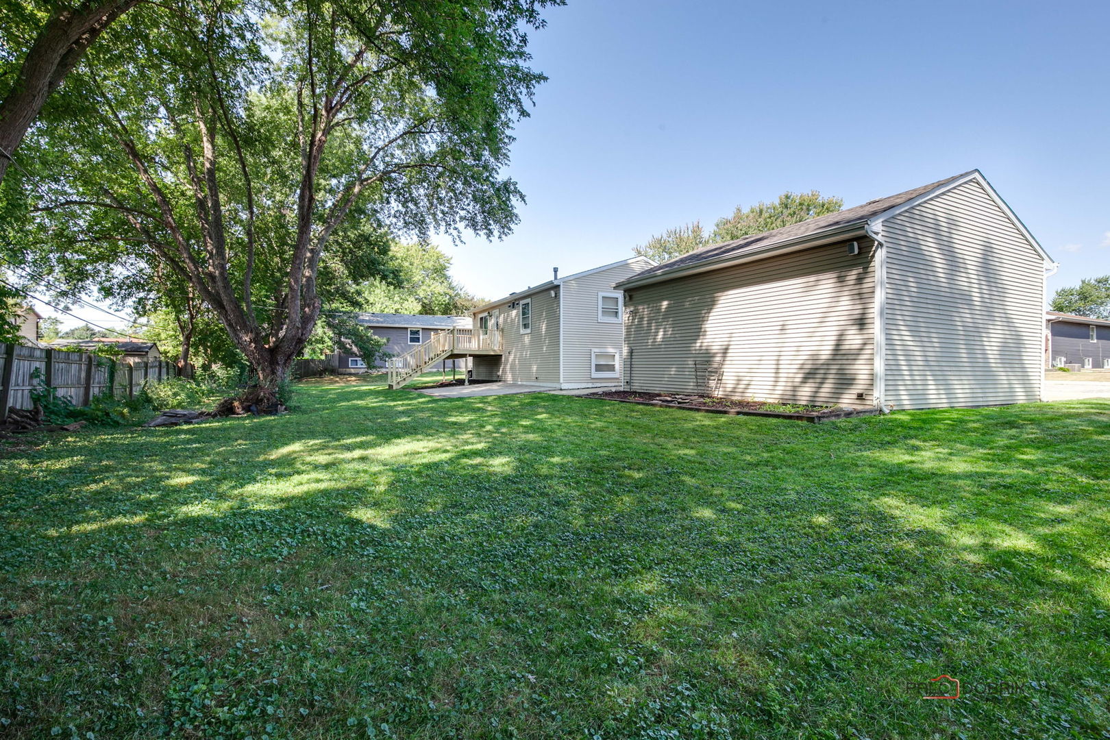 605 Clover Lane, Round Lake Beach, IL 60073