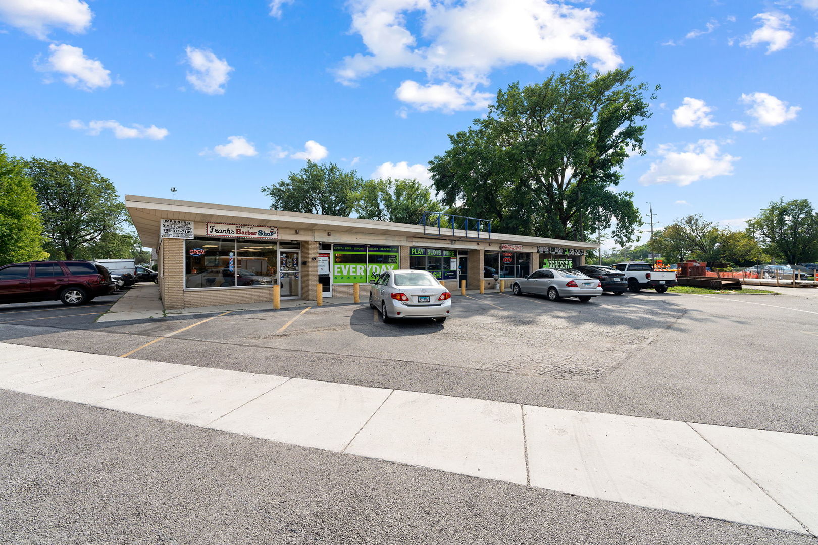 10341 Southwest Highway, Chicago Ridge, IL 60415