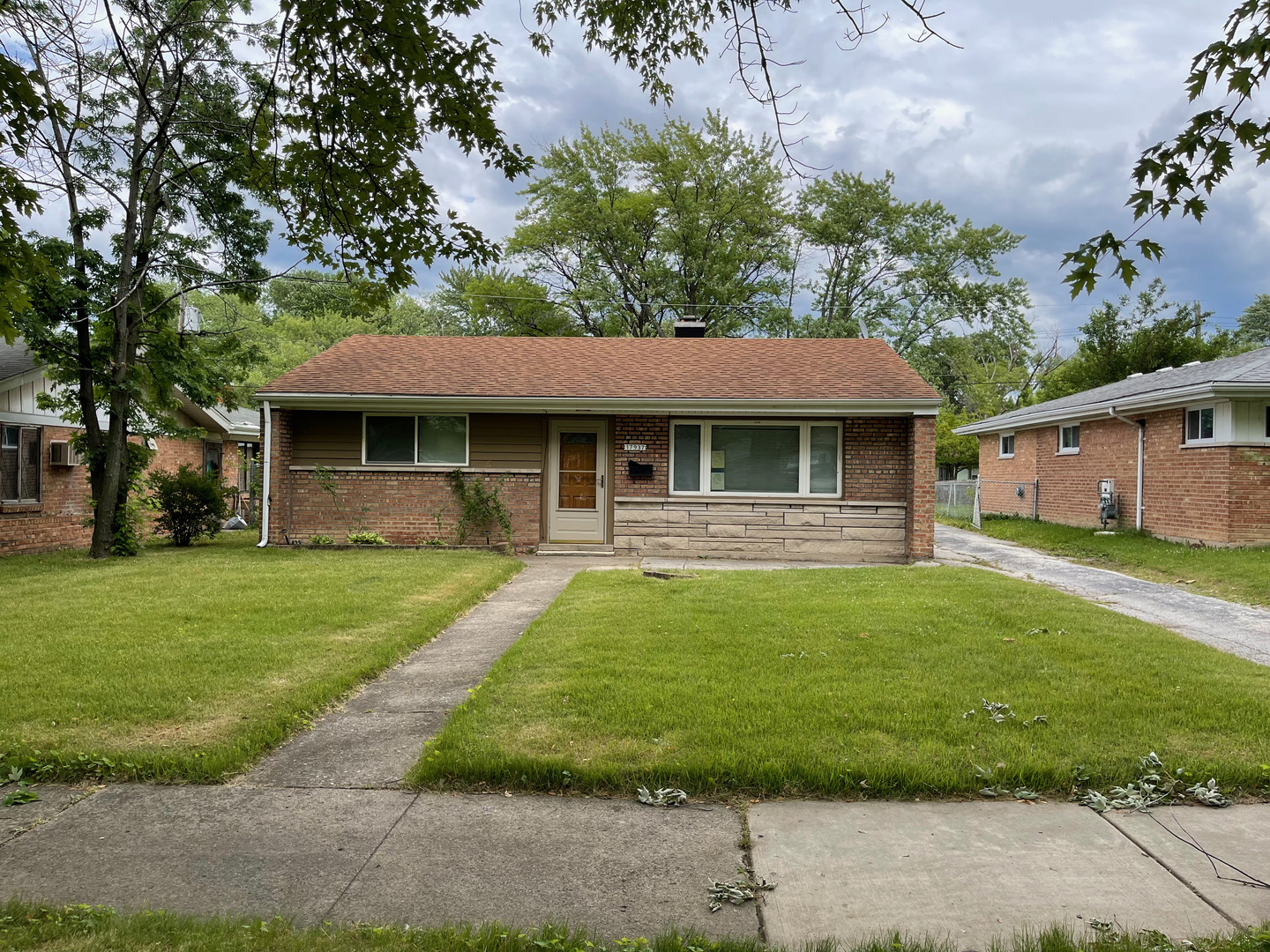 17937 Wildwood Avenue, Lansing, IL 60438