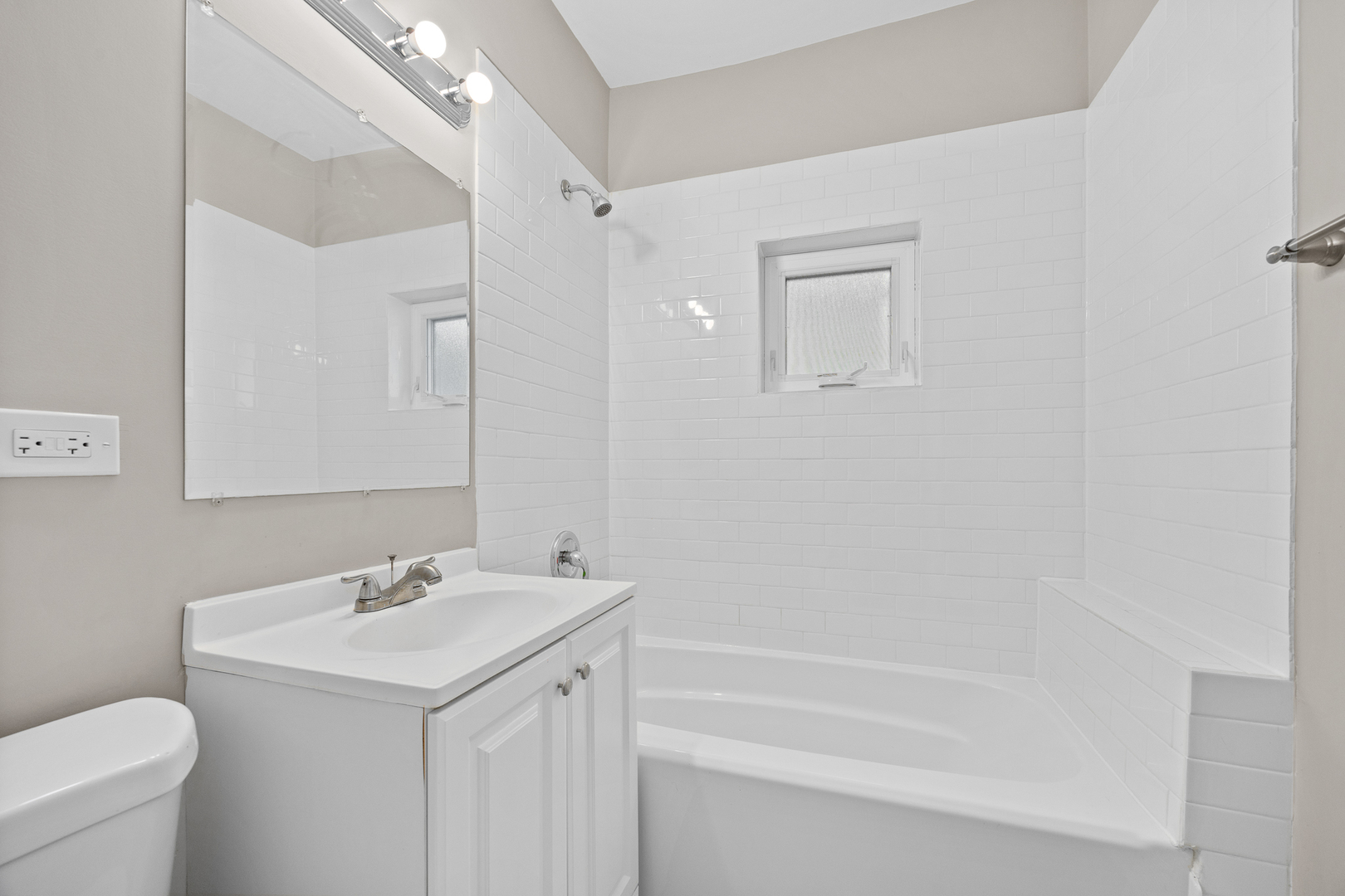 6535 26th Place, Berwyn, IL 60402