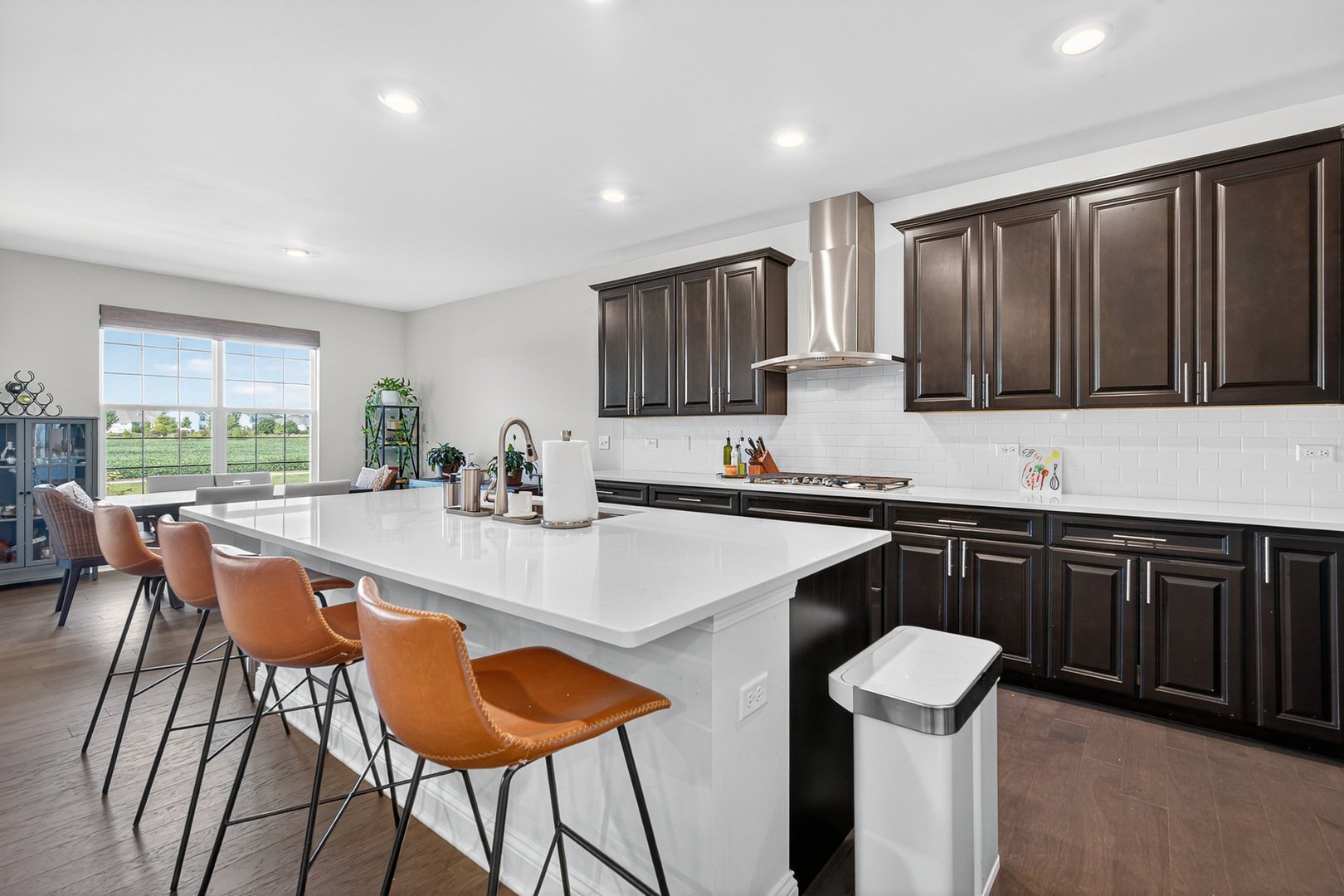 16038 S Selfridge Circle, Plainfield, IL 60586
