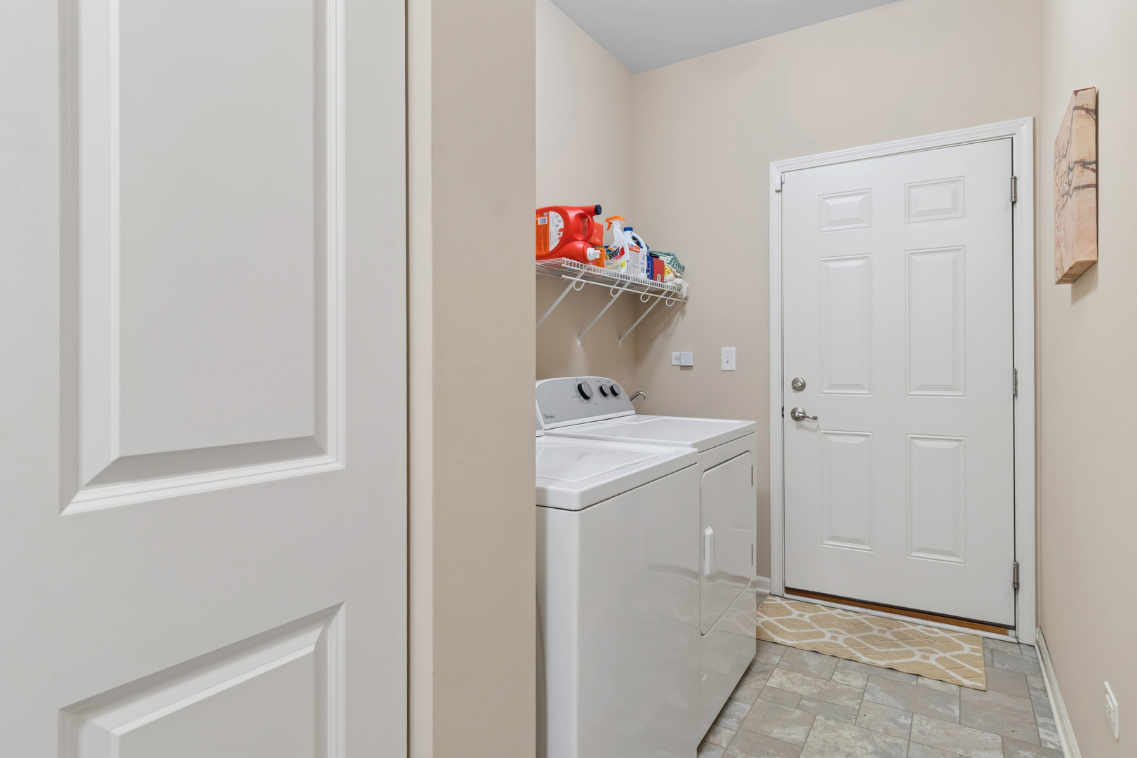 2604 Avondale Circle #4492, Naperville, IL 60564