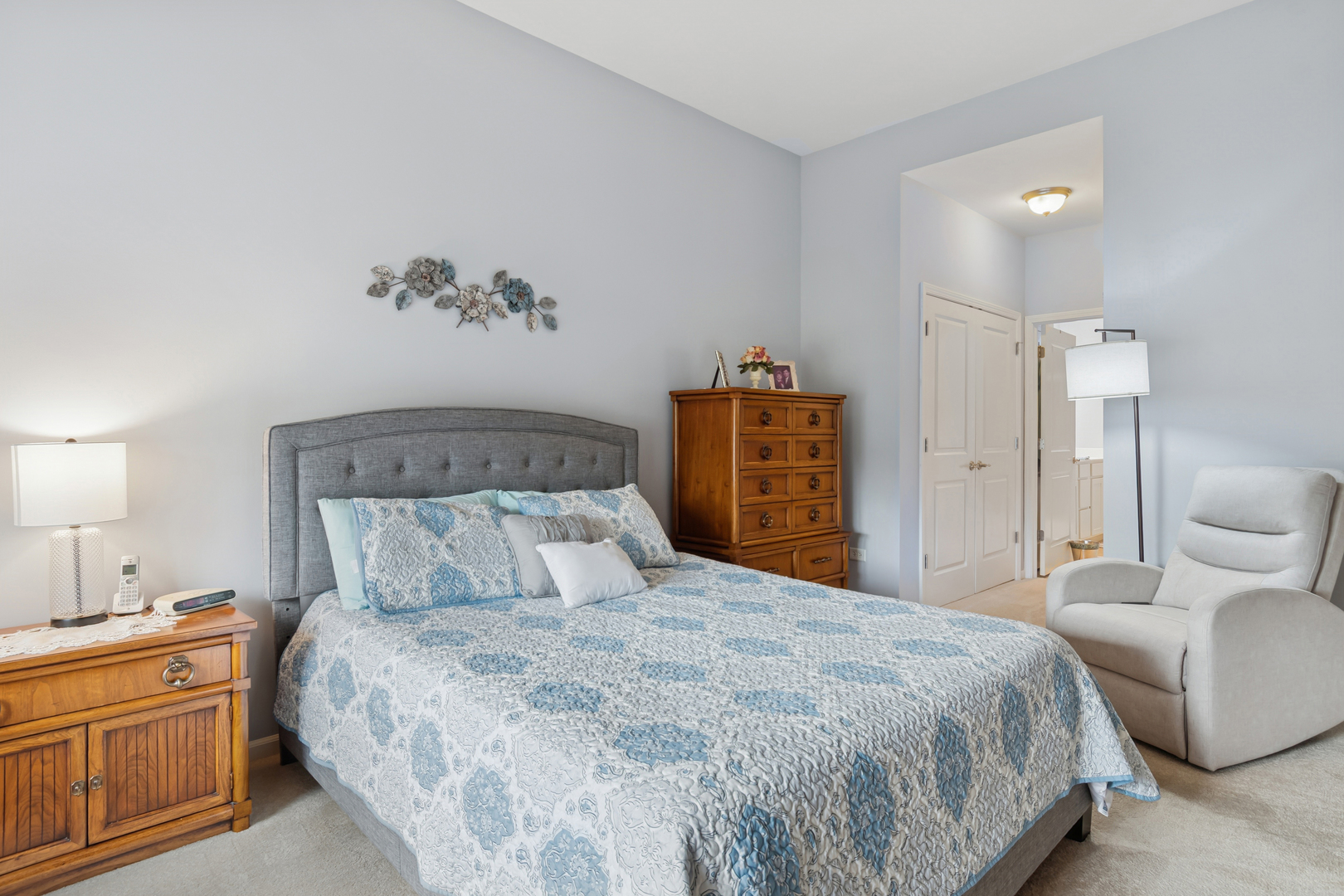 2604 Avondale Circle #4492, Naperville, IL 60564